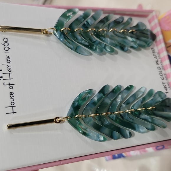 🔹️House of Harlow 🔹️14 k gold plated 4"  palm tree leaf  Drop Earrings - Picture 4 of 7